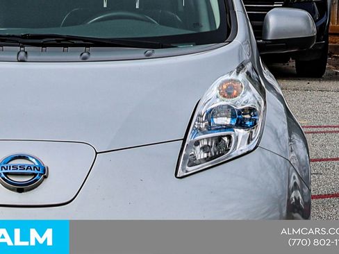 Used 2015 Nissan Leaf SL w/ Premium Package image 15