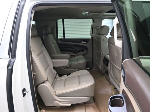 Used 2015 Chevrolet Suburban LTZ AWD/4WD image 12