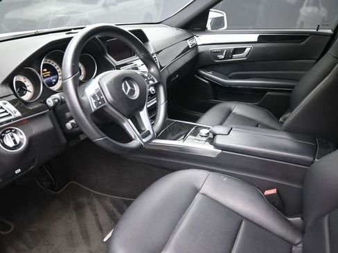 Used 2014 Mercedes-Benz E 350 Sedan image 19