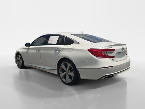 Used 2020 Honda Accord Touring image 5