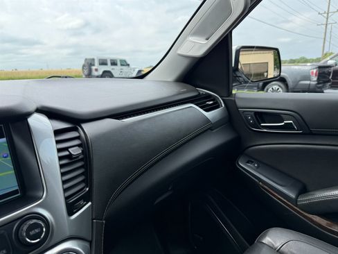 Used 2020 Chevrolet Tahoe LT AWD/4WD image 22
