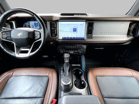 Used 2021 Ford Bronco Outer Banks AWD/4WD image 16