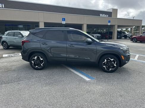 Used 2025 Kia Seltos S image 5