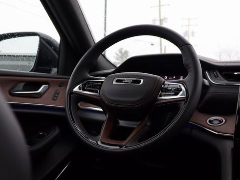 New 2025 Jeep Grand Cherokee L Summit image 50