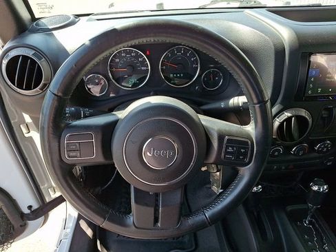 Used 2017 Jeep Wrangler Sport w/ Quick Order Package 24S AWD/4WD image 13