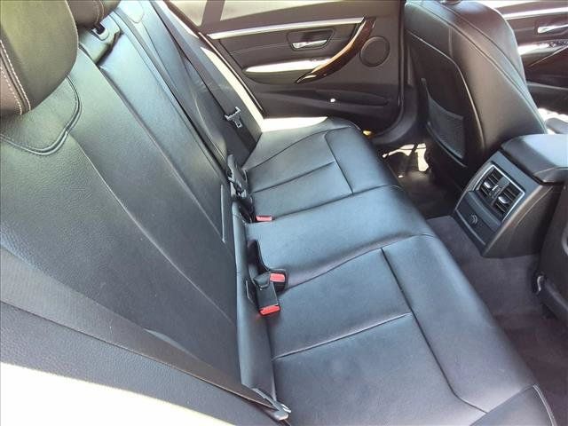 Used 2017 BMW 330i Sedan RWD image 19