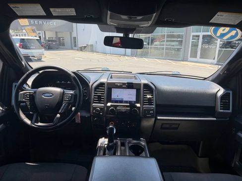 Used 2019 Ford F150 XLT w/ Equipment Group 302A Luxury AWD/4WD image 40