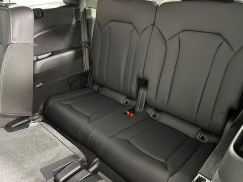 New 2026 Audi Q7 3.0T Premium Plus image 14