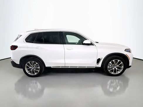 Used 2024 BMW X5 xDrive50e w/ Premium Package image 8