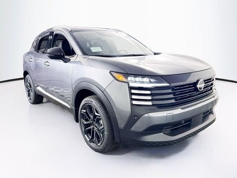 New 2026 Nissan Kicks SR w/ SR Premium Package AWD/4WD image 3