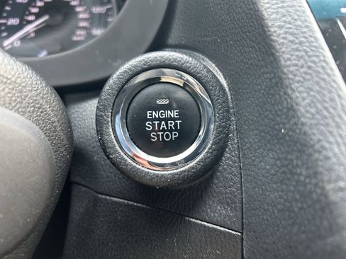 Used 2016 Subaru Crosstrek 2.0i Limited image 16