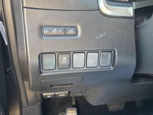 Used 2016 Nissan Murano S AWD/4WD image 15