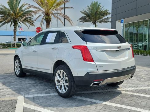 Used 2019 Cadillac XT5 Platinum AWD/4WD image 3