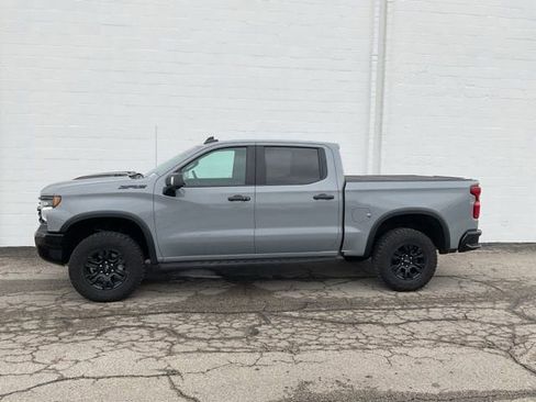 Used 2024 Chevrolet Silverado 1500 ZR2 w/ Technology Package image 41