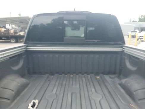 Used 2023 Nissan Titan PRO-4X w/ Pro-4x Convenience Package AWD/4WD image 6