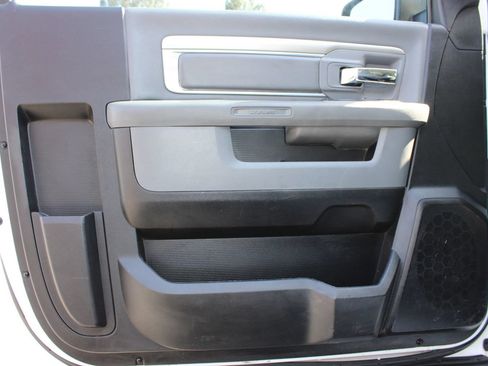 Used 2017 RAM 1500 Tradesman w/ Power & Remote Entry Group RWD image 4