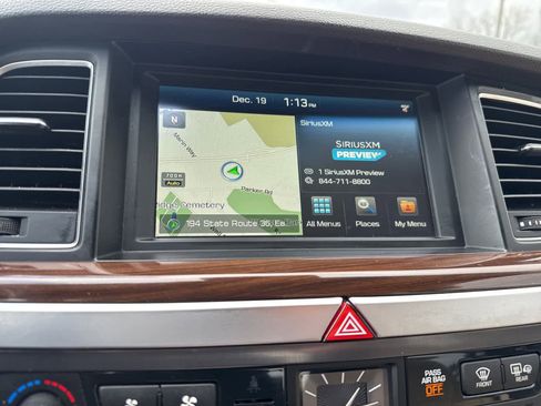 Used 2015 Hyundai Genesis 3.8 w/ Option Group 03 image 13