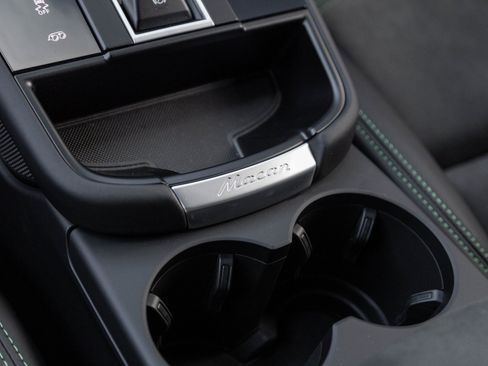 New 2026 Porsche Macan GTS image 28