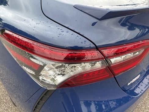 Used 2023 Toyota Camry XSE FWD image 10