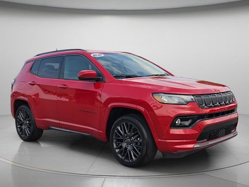 Used 2022 Jeep Compass Limited AWD/4WD image 8