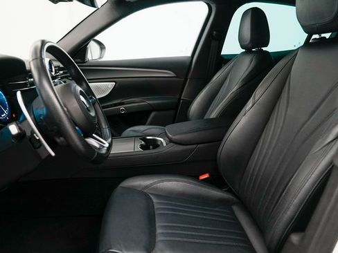 Used 2024 Maserati Grecale GT image 23