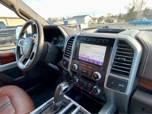 Used 2020 Ford F150 King Ranch w/ Technology Package image 43