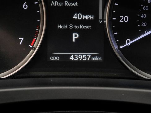 Used 2022 Lexus RC 350 RWD image 19