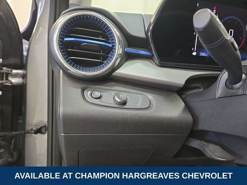 Used 2024 Chevrolet Trax LT w/ Driver Confidence Package FWD image 23