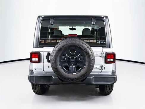 Used 2024 Jeep Wrangler Sport AWD/4WD image 6