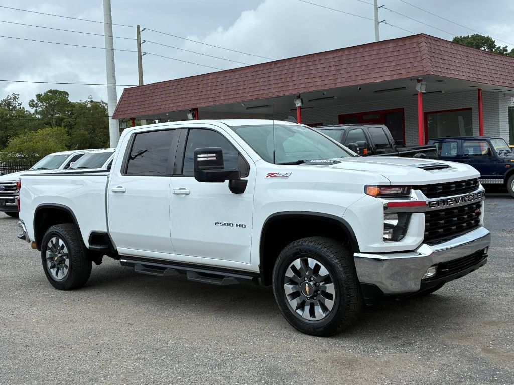 Used 2021 Chevrolet Silverado 2500 LT w/ Convenience Package AWD/4WD image 7