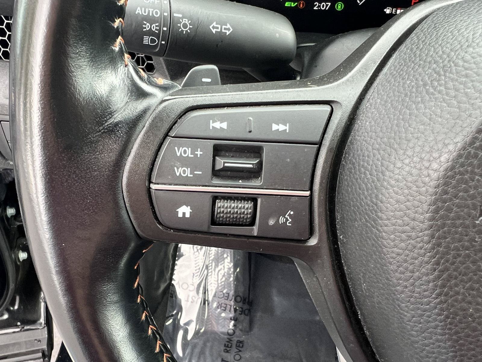 Used 2025 Honda CR-V Sport-L image 31