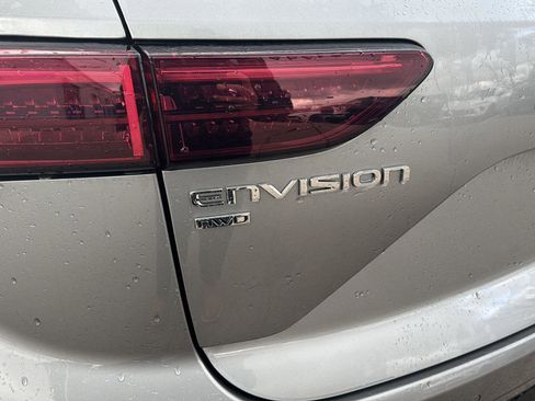 Used 2025 Buick Envision Sport Touring image 4