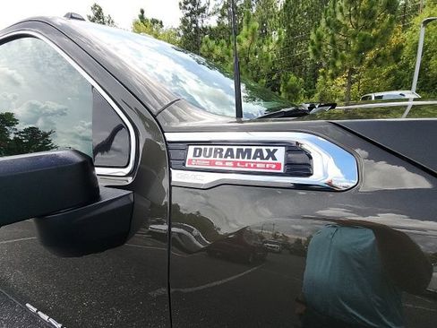 Used 2022 GMC Sierra 3500 Denali w/ Denali Ultimate Package AWD/4WD image 23