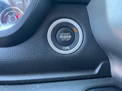 Used 2024 RAM 1500 Laramie image 30