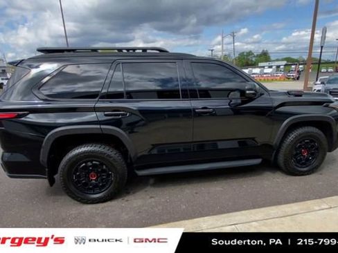 Used 2024 Toyota Sequoia TRD Pro AWD/4WD image 11