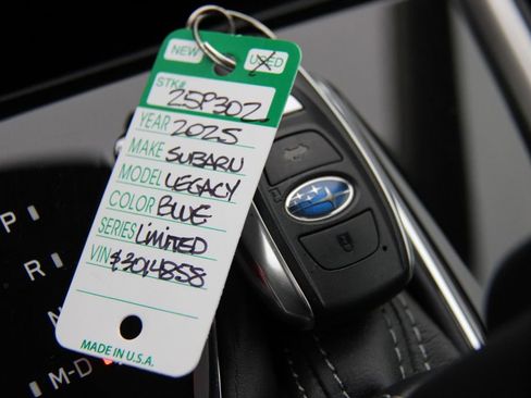 Used 2025 Subaru Legacy Limited image 31