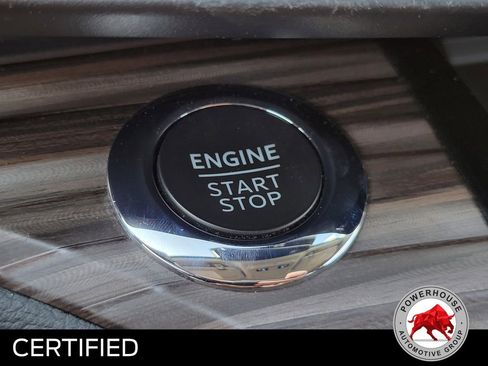 Used 2022 Ford Explorer Limited w/ Equipment Group 301A image 38