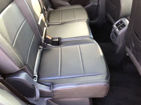 Used 2019 Volkswagen Tiguan SEL image 46