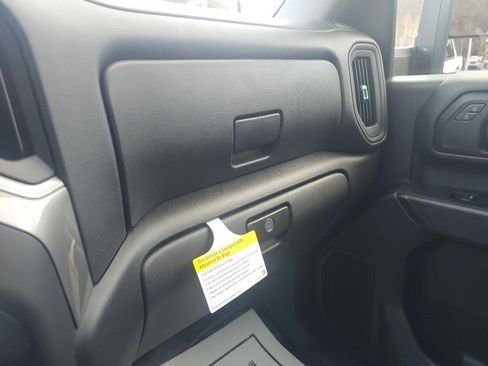 New 2026 GMC Sierra 2500 Pro w/ Convenience Package image 22