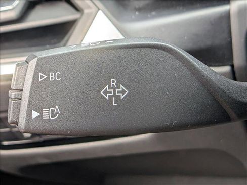 Used 2023 BMW 330e xDrive w/ Premium Package image 28