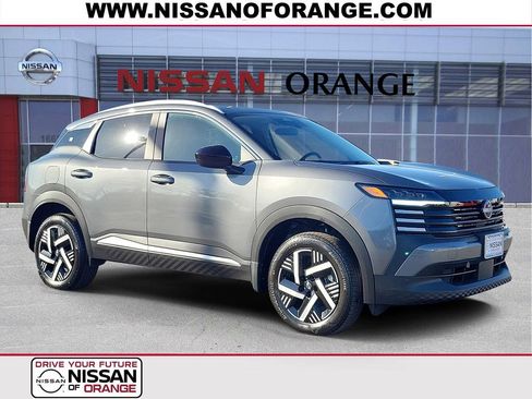 New 2026 Nissan Kicks SV FWD image 1