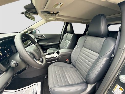 New 2026 Mitsubishi Outlander SE image 22