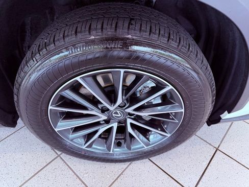 Used 2025 Lexus NX 250 FWD w/ Accessory Package (Z2) image 16