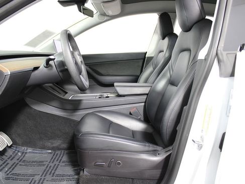 Used 2022 Tesla Model Y Performance image 25