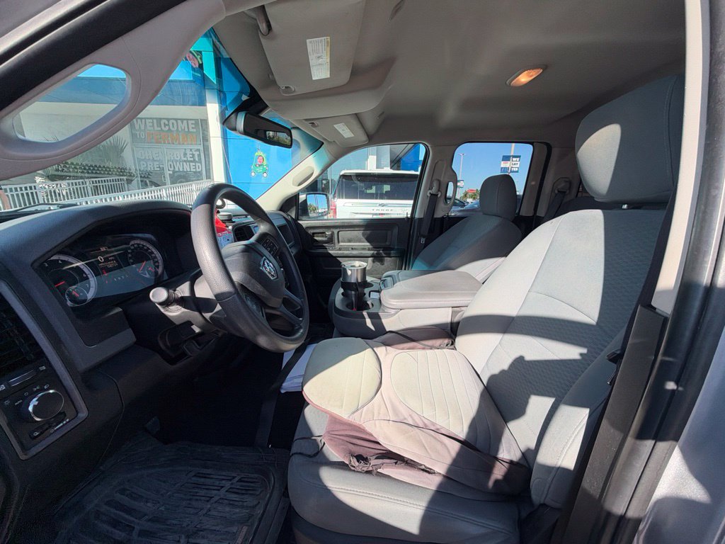 Used 2020 RAM 1500 Tradesman w/ Chrome Plus Package RWD image 11