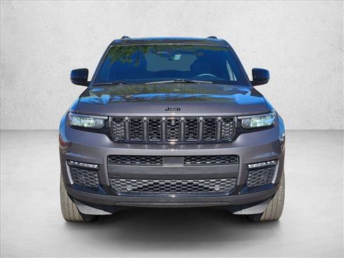 Used 2024 Jeep Grand Cherokee L Limited w/ Luxury Tech Group II AWD/4WD image 2