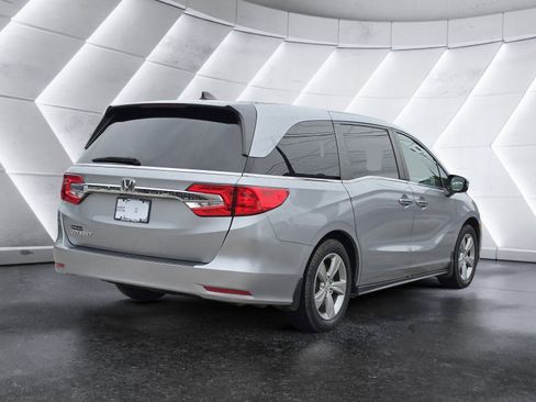 Used 2018 Honda Odyssey EX-L image 3