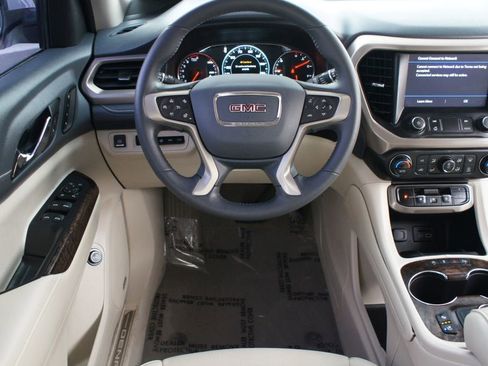 Used 2021 GMC Acadia Denali w/ Denali Technology Package image 6