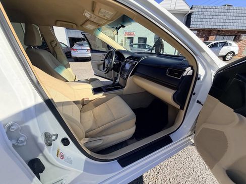 Used 2017 Toyota Camry LE image 55