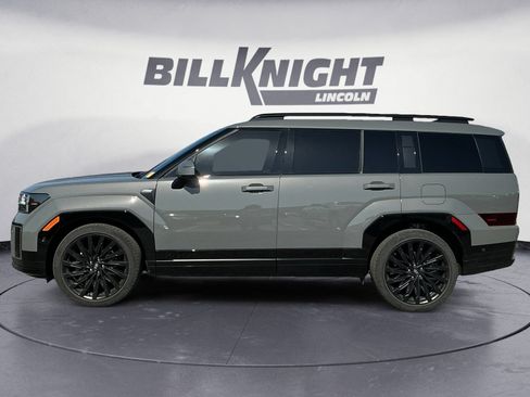 Used 2025 Hyundai Santa Fe Calligraphy AWD/4WD image 2